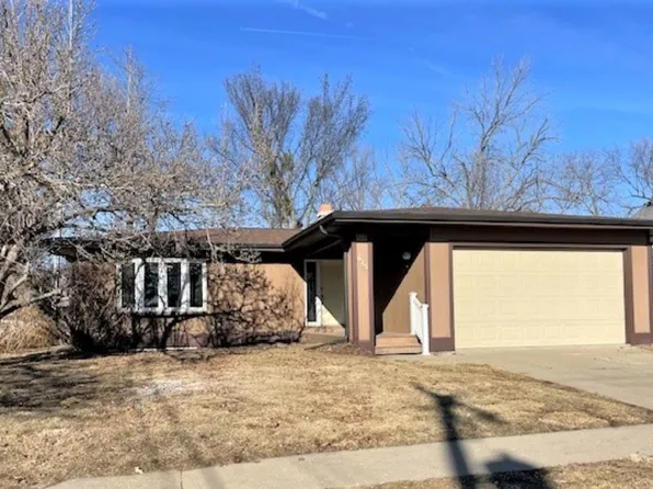 615 8th Ave, Grinnell, IA 50112