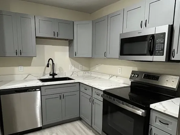 355 N 18th St Unit 2101, Beaumont, TX 77707