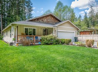 7863 Santa Fe Trl, Maple Falls, WA 98266