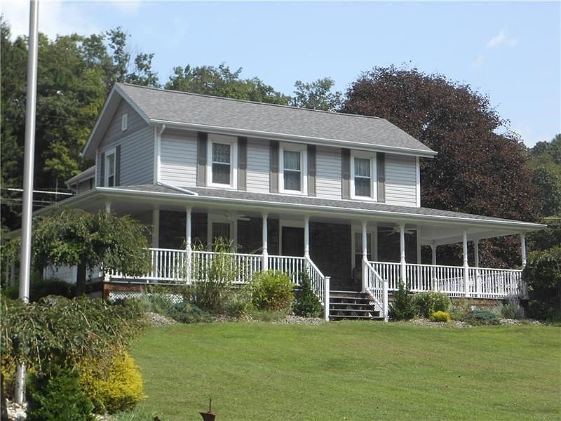 Party size wrap around porch