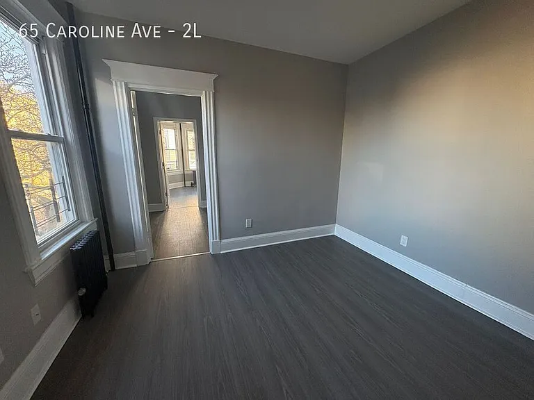 65 Caroline Ave #2L — Photo 9
