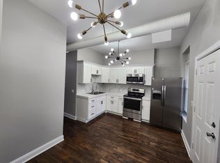 3165 W Monroe St #1, Chicago, IL 60612