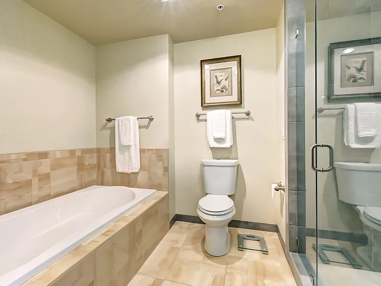 16141 Cleveland St #316 — Photo 17