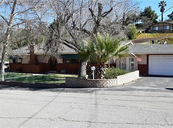 2nd image of 31703 Avenue N
