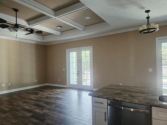 4th image of 757 SW 36th Terrace