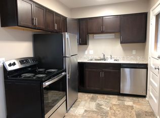 922 Magnolia Ln, Madison, WI 53713