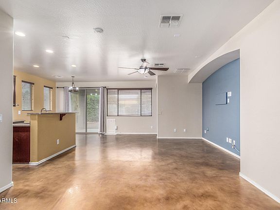 2nd image of 15396 W WINDSOR Avenue