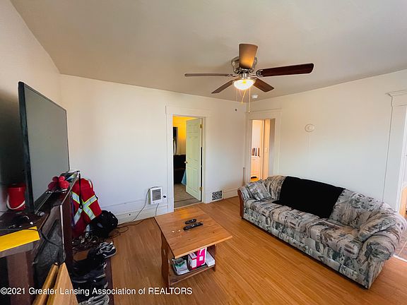 4th image of 309 W Saginaw St