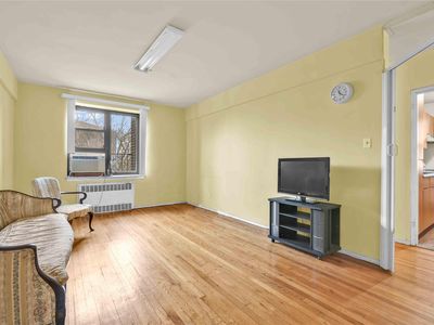 140-08 28th Road #3A, Flushing, NY, 11354