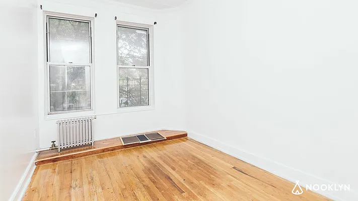 Rented by Nooklyn NYC LLC | media 17