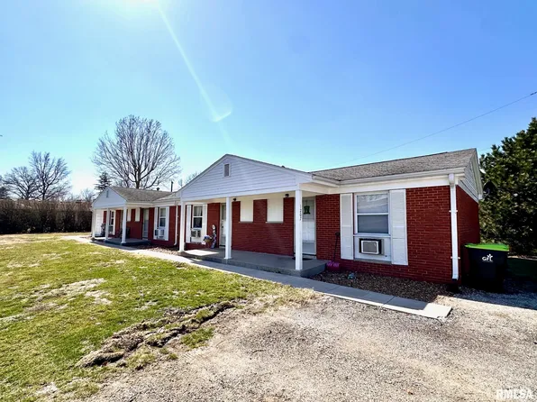 1207 W Walnut St #1-4, Jacksonville, IL 62650