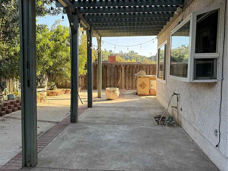1228 Calle Vistaso — Photo 10