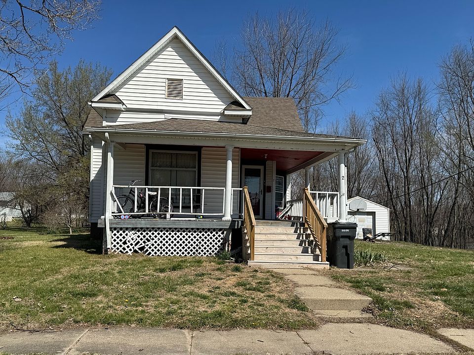1st image of 2 W Vine St