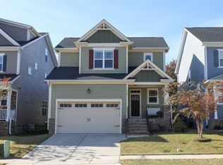 712 Goldenview Acres Ct, Apex, NC 27502