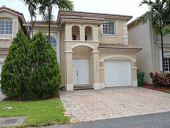 2nd image of 11336 NW 73rd Ter