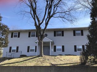 10 Field Ct, Fishkill, NY 12524