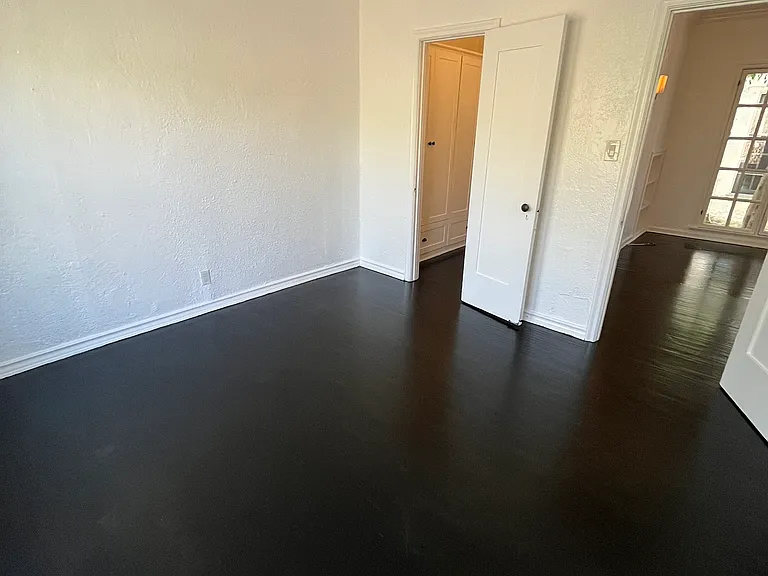 806 Tularosa Dr #11 — Photo 11