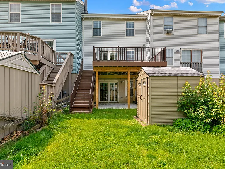 26 Wessex Ct — Photo 35
