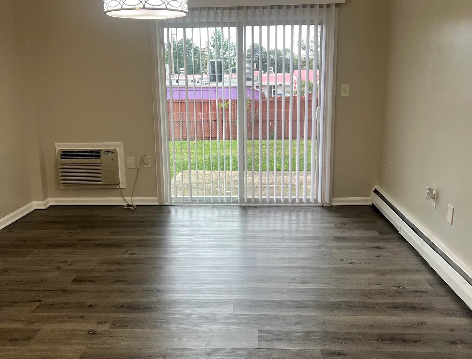 2 bed, 800 sqft, $1,750 — Photo 4