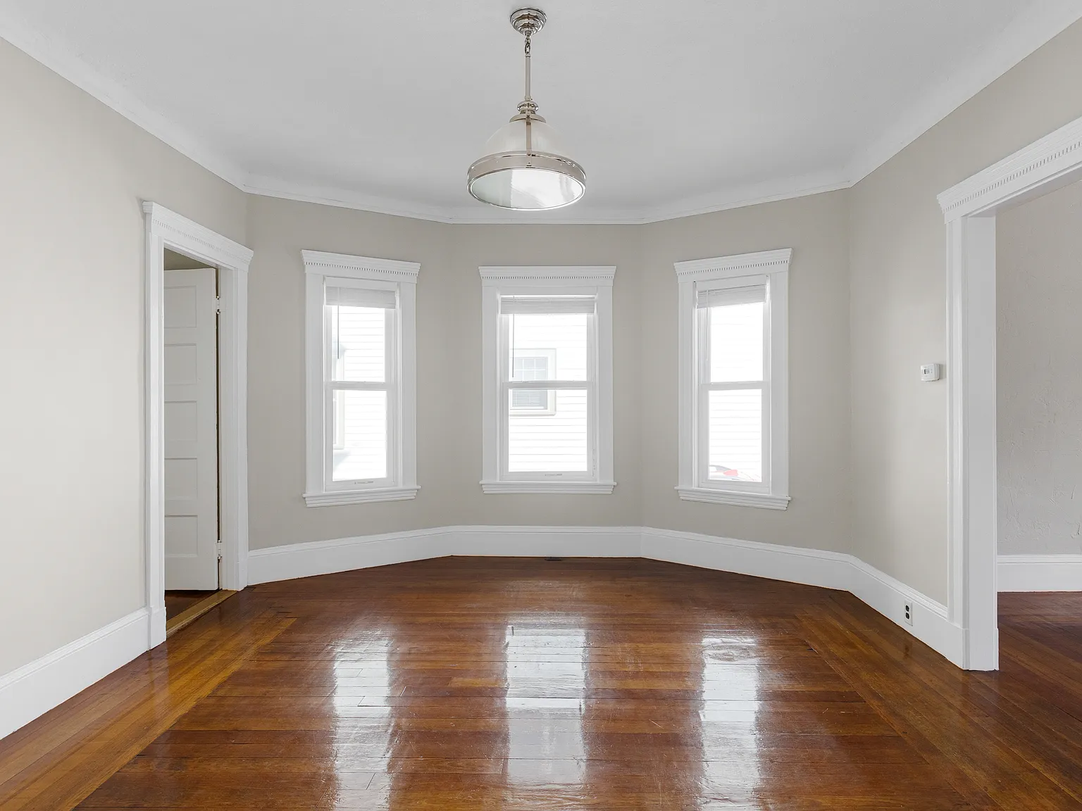 2 bed, 1174 sqft, $3,050 — Photo 4