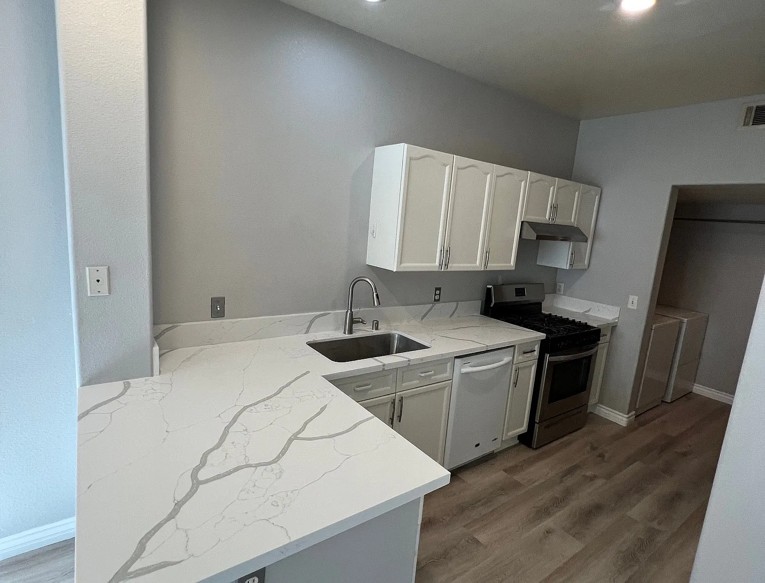 9615 Gunsmith Dr — Photo 2