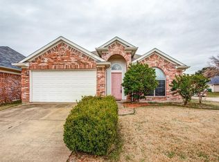 6719 Stone Branch Dr, Arlington, TX 76001