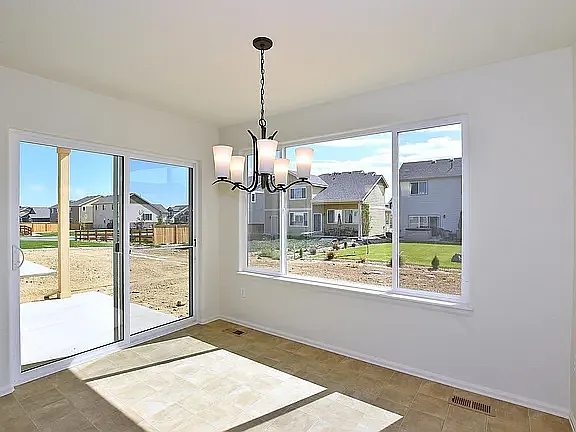 2405 Jasmine Ln — Photo 15
