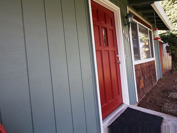 4th image of 4104 NE 141st Ave
