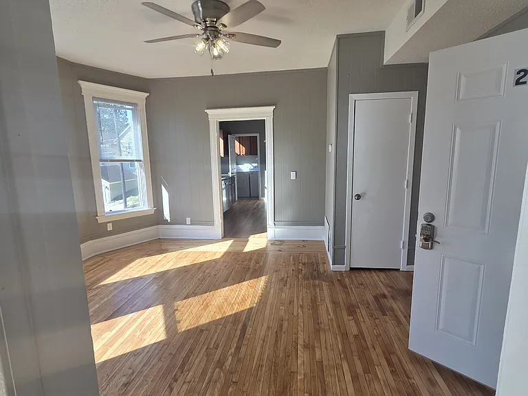 2939 Lyndale Ave N #2 — Photo 6