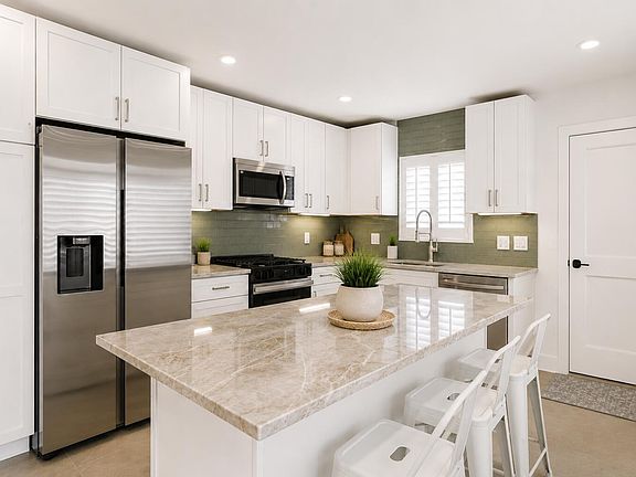 5th image of 407 Cobia Ave