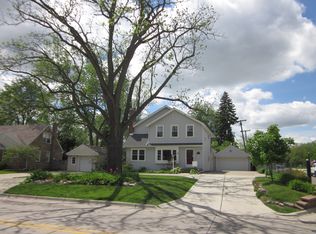 1394 S Gulley Rd, Dearborn Heights, MI 48125