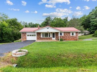 1752 Harrison Ridge Rd, Woodlawn, VA 24381