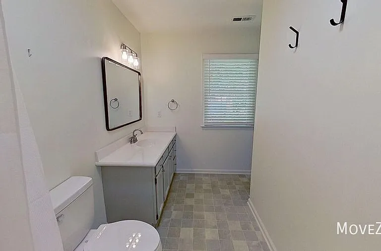 1320 Dylan Heath Ct — Photo 17