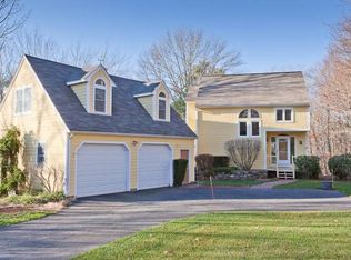3 Lee Rd, Groveland, MA 01834