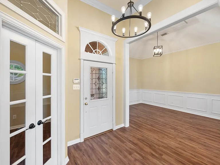 1106 Brook Arbor Dr — Photo 6