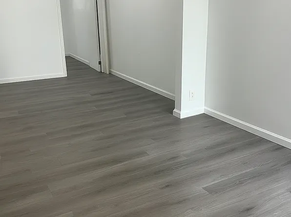 1535 72nd Street image 2 of 7