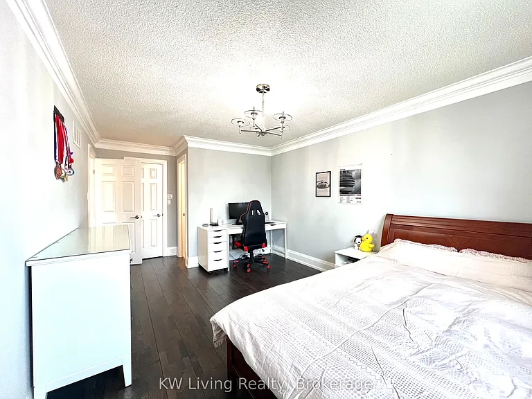 128 Palomino Dr — Photo 33