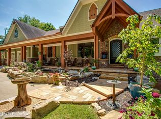 245 Harrison Bend Rd, Loudon, TN 37774