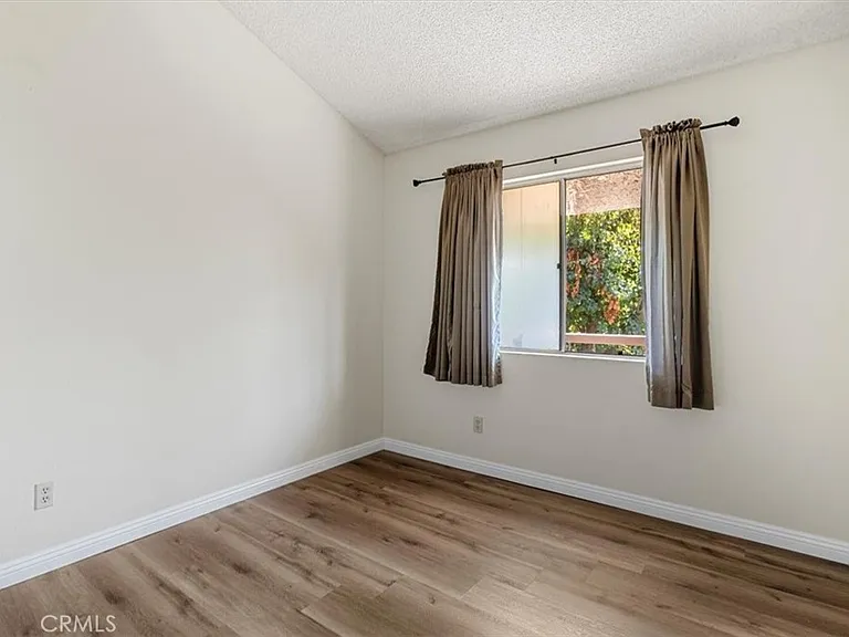 3424 Pueblo Ave #8 — Photo 14