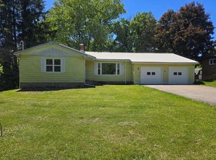 5002 Grubb Rd, Erie, PA 16506