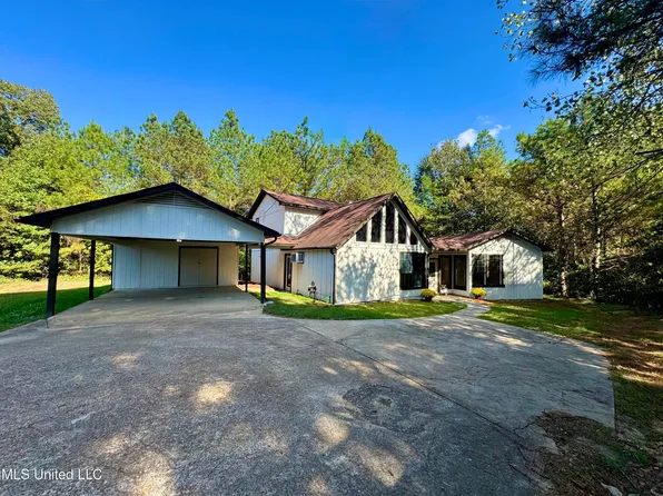 105 Canton Dr, Yazoo City, MS 39194