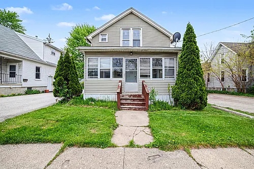 2634 N Michigan Ave #1 Photo 1