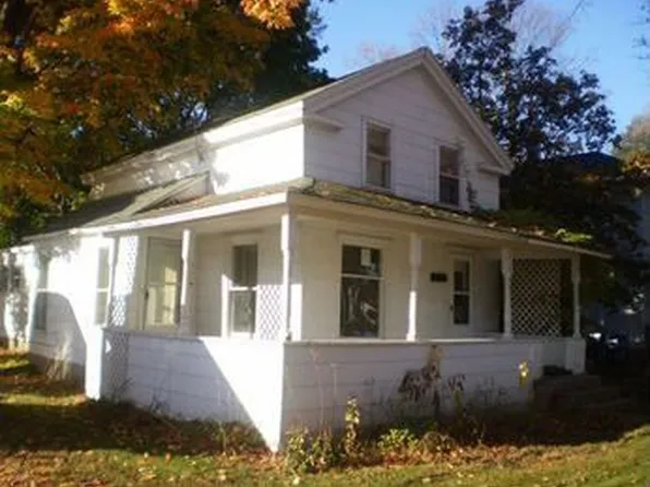 219 Orange St, Greenville, MI 48838