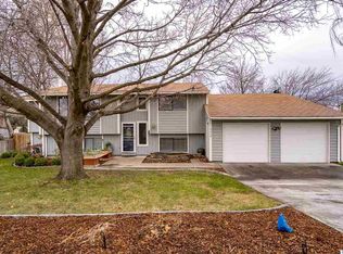 7313 W 13th Ave, Kennewick, WA 99338