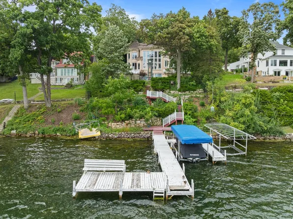2718 Willow Point DRIVE, Delavan, WI 53115