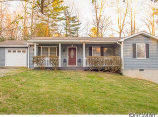 4 Ella Ln, Horse Shoe, NC 28742