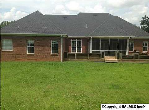 3rd image of 238 Twin Lakes Dr