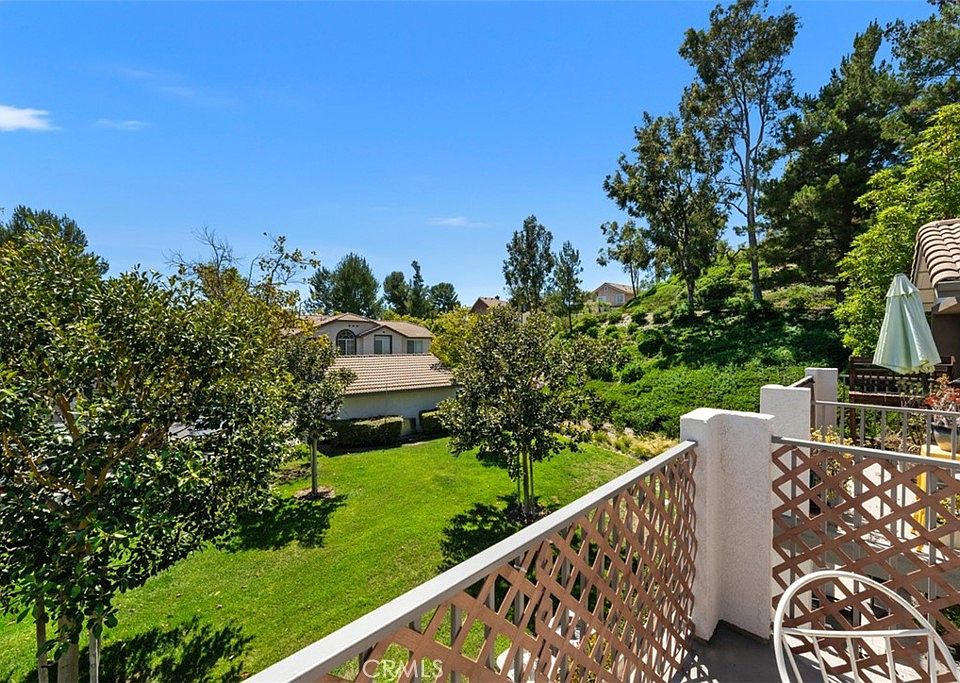 1st image of 151 Chaumont Cir