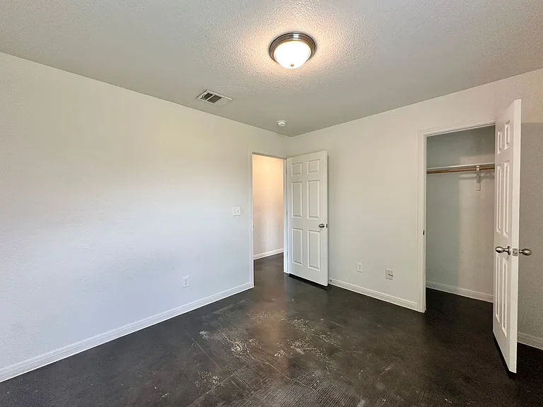 4507 Skyflower Ln — Photo 28