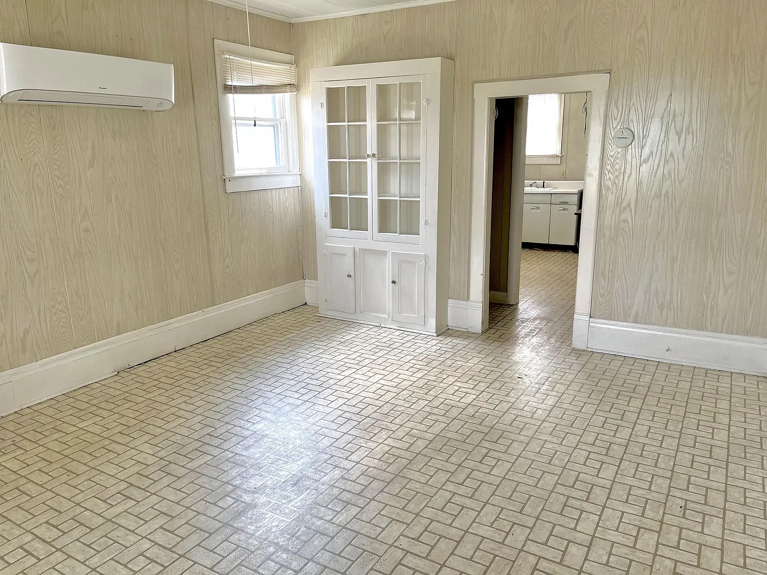 206 Virginia Street Southwest - 4 — Photo 4
